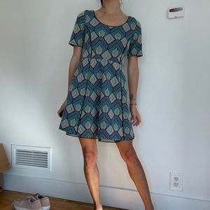 Anthropologie green structured scoop neck dress xs